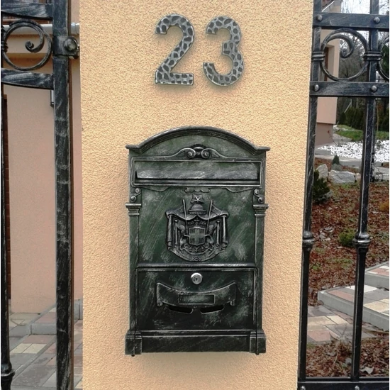 Zahl, geschmiedet